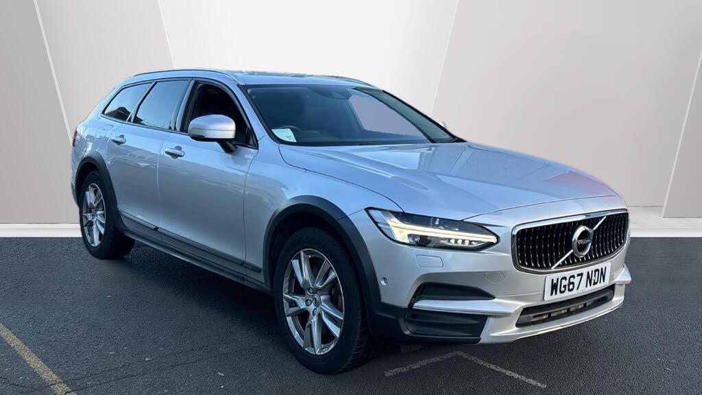 2017 Volvo V90 2.0TD D4 Cross Country Pro