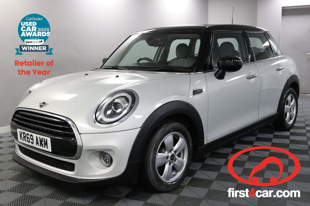 2019 MINI Mini 1.5 Cooper Classic Hatchback 5d