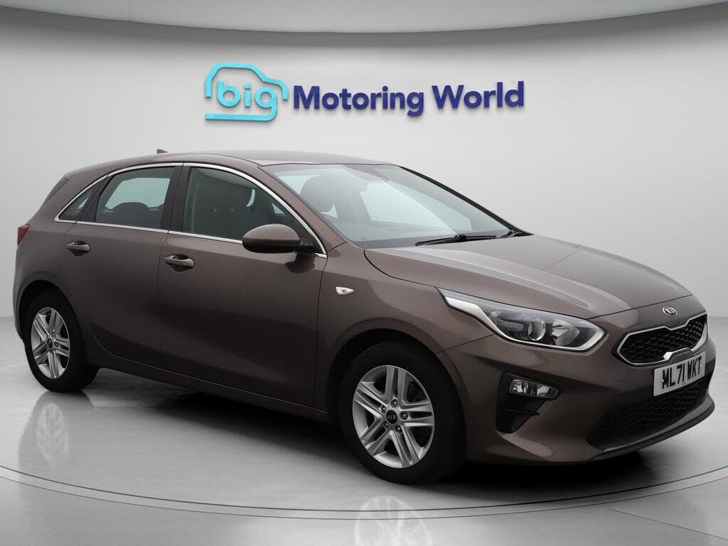2021 Kia ceed 1.6CRDi 2 (134bhp) 48V MHEV Hatchback