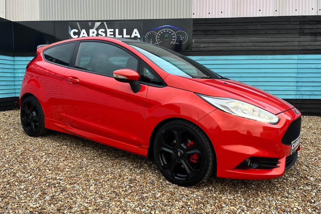 2014 Ford Fiesta 1.6 ST 2