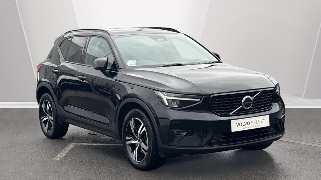 2023 Volvo XC40 2.0 B3 Plus