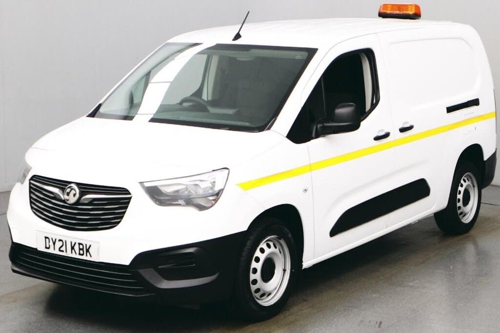 2021 Vauxhall Combo 1.5CDTi Dynamic 2300 (100PS)(EU6dT) L2H1 Panel