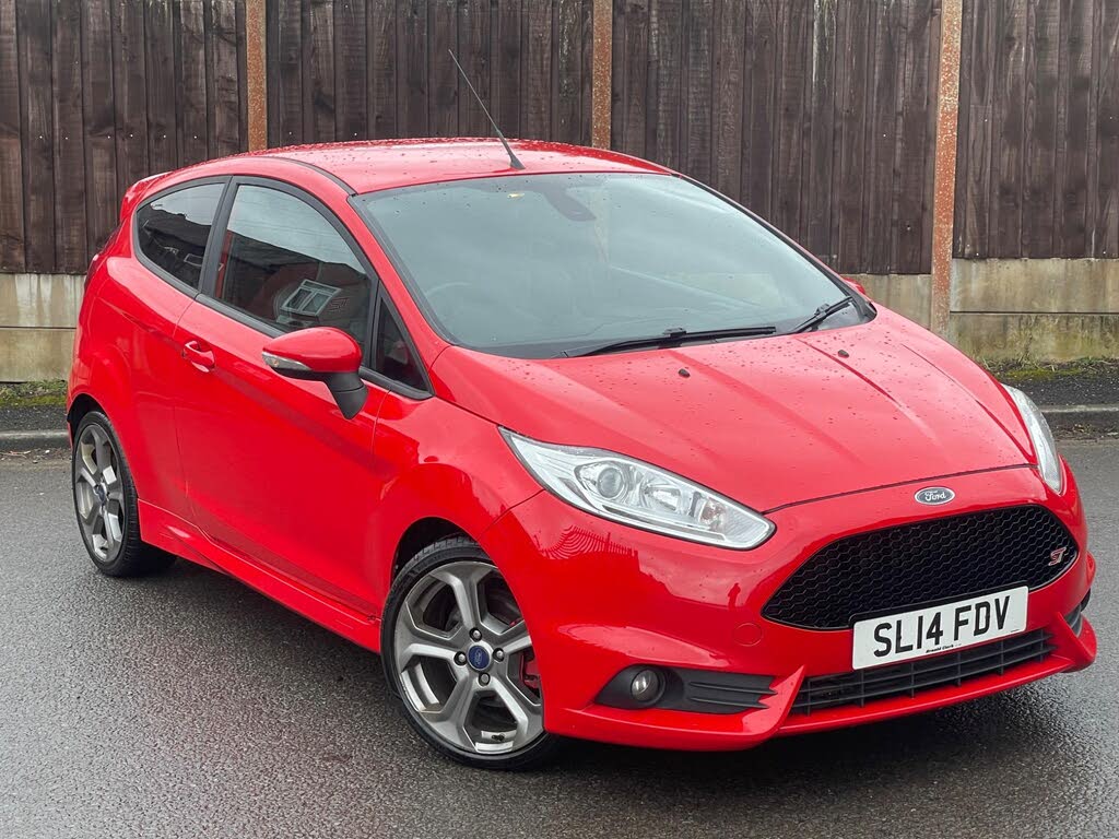 2014 Ford Fiesta 1.6 ST 2