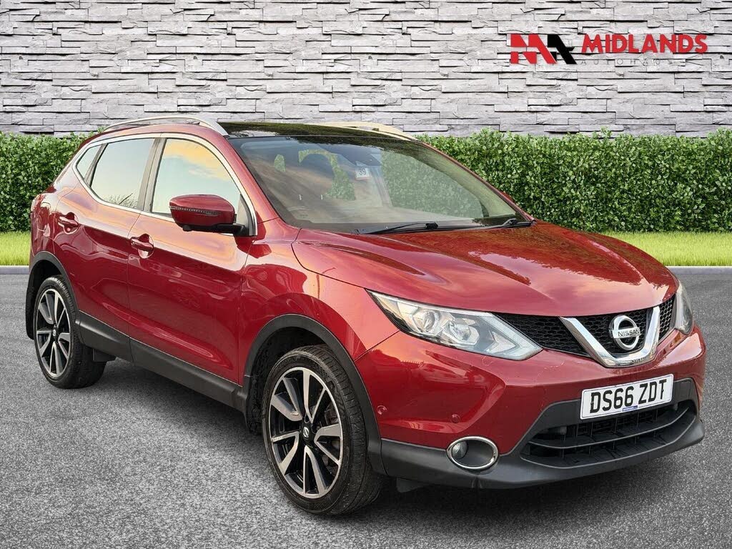 2016 Nissan Qashqai 1.5dCi Tekna