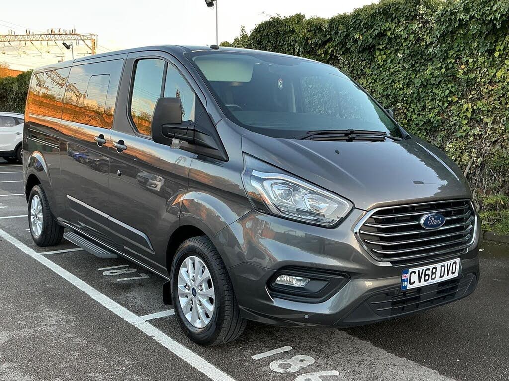 2018 Ford Tourneo Custom 2.0TDCi 320 L2 Shuttle Bus (130ps)