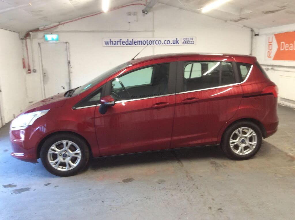 2017 Ford B-Max 1.0T Zetec Navigator (100ps)