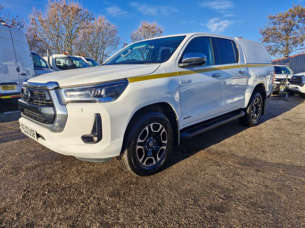 2022 Toyota Hi-Lux 2.4D-4D Invincible (150hp)(Eu6d)