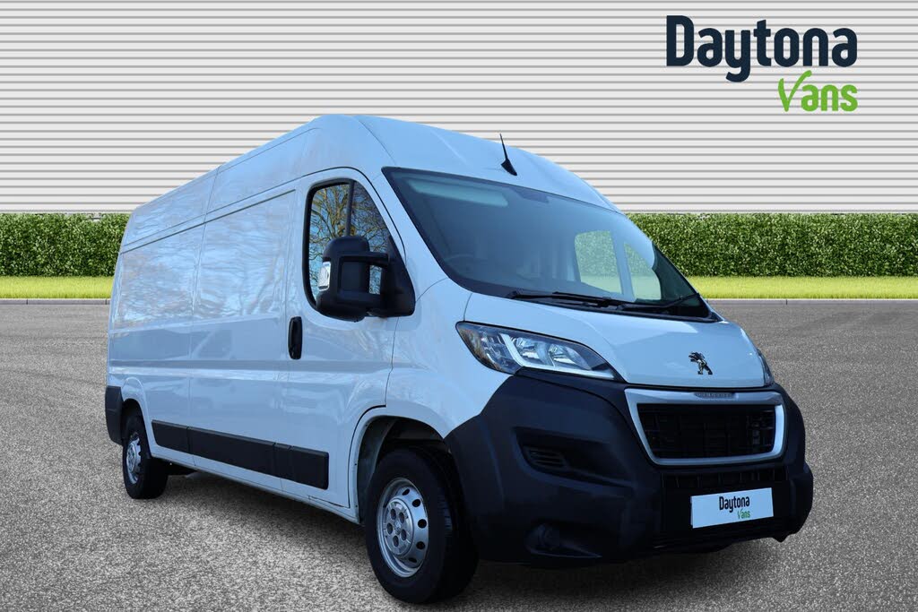 2023 Peugeot Boxer 2.2 BlueHDi Professional Premium+ 335 L3H2 Panel