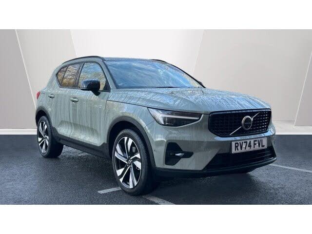 2025 Volvo XC40 2.0 B4 Ultra (Bright