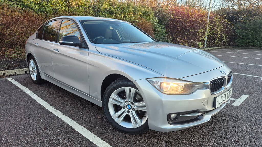 2013 BMW 3 Series 1.6 316i Sport Saloon 4d