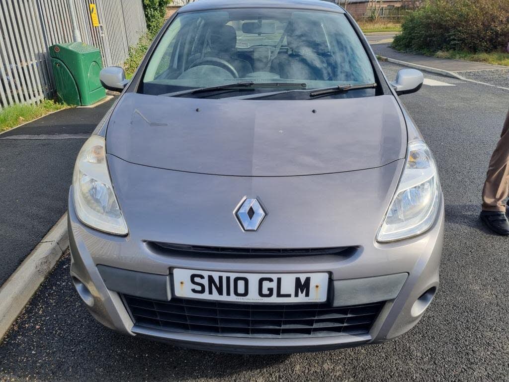 2010 Renault Clio 1.2 I - Music 16v (75bhp) Hatchback 5d