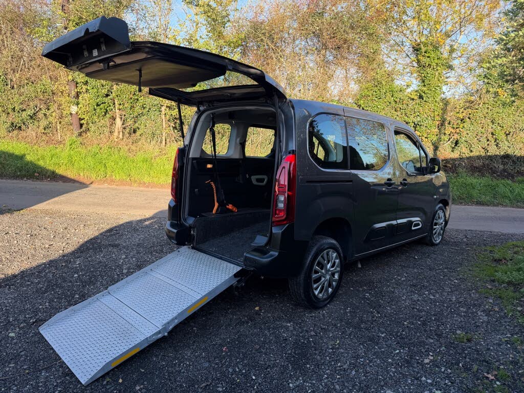 2019 Citroen Berlingo 1.5BlueHDi Feel M Size (130ps) EAT8