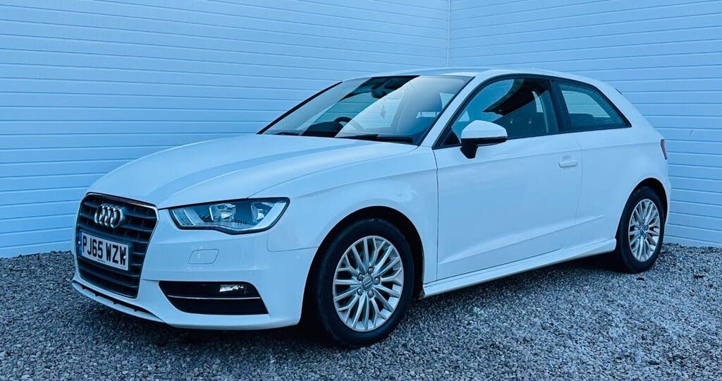 2015 Audi A3 1.6TDI ultra SE Technik Hatchback 3d