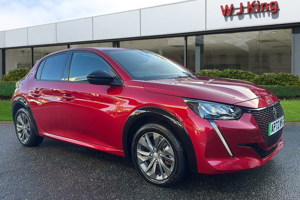 2022 Peugeot 208 E Allure Premium+ (136ps)