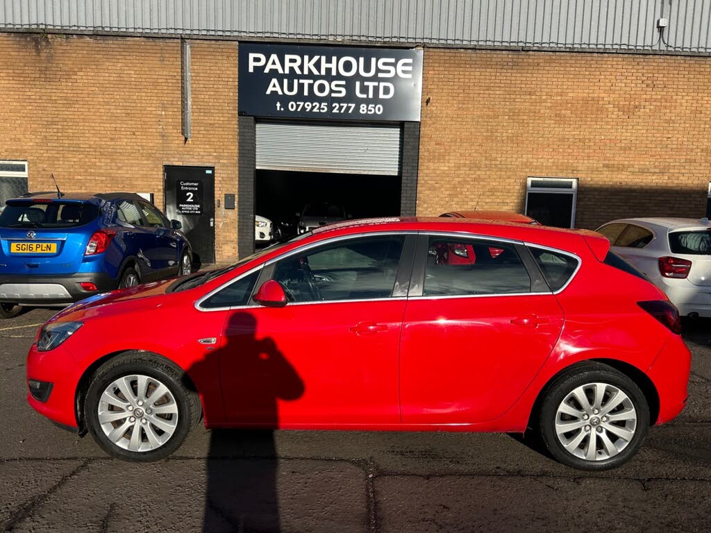 2013 Vauxhall Astra 1.7TD SE (130ps) Hatchback