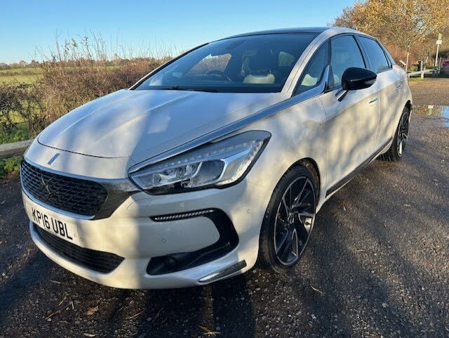 2016 DS DS 5 2.0BlueHDi Prestige (180ps) EAT6