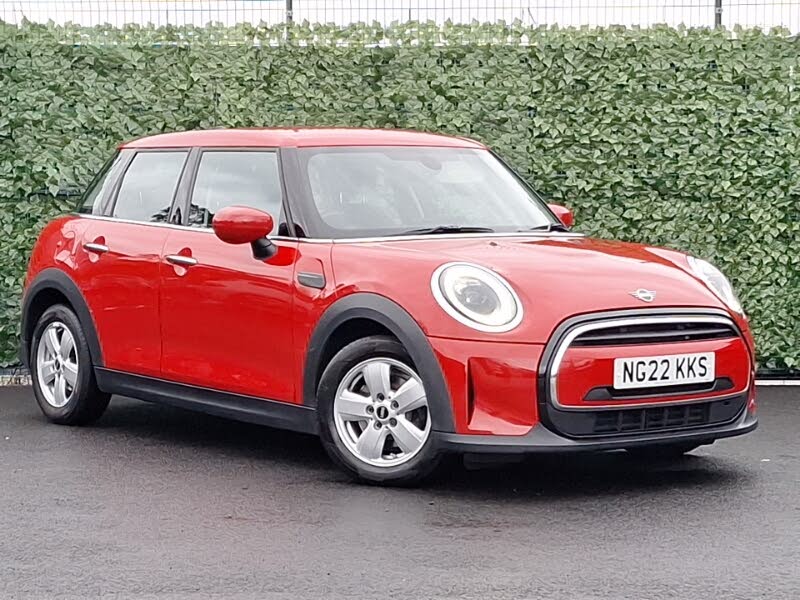 2022 MINI Mini 1.5 Cooper Classic Hatchback 5d