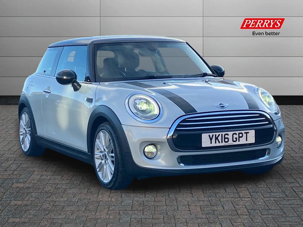 2016 MINI Mini 1.5 Cooper (s/s) Hatchback 3d Auto