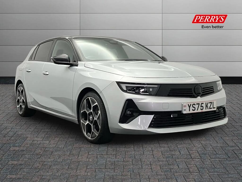 2025 Vauxhall Astra 1.2 Turbo Ultimate (130ps) Hatchback Auto