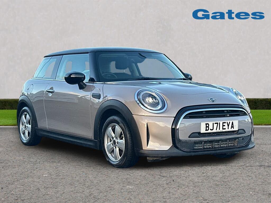 2021 MINI Mini 1.5 Cooper Classic Hatchback 3d