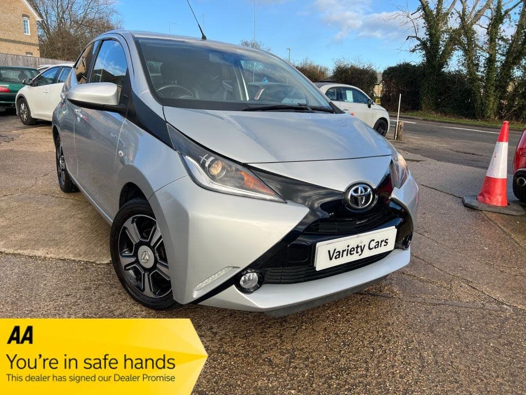 2017 Toyota AYGO 1.0 VVT-i x-clusiv3 (71bhp)