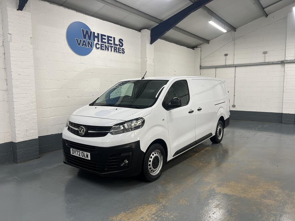 2022 Vauxhall Vivaro 1.5TD 2900 L2H1 Dynamic