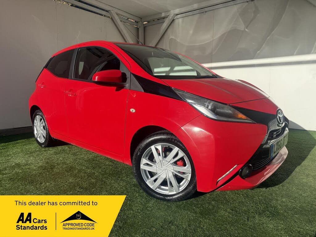 2016 Toyota AYGO 1.0 VVT-i x-pression 5d