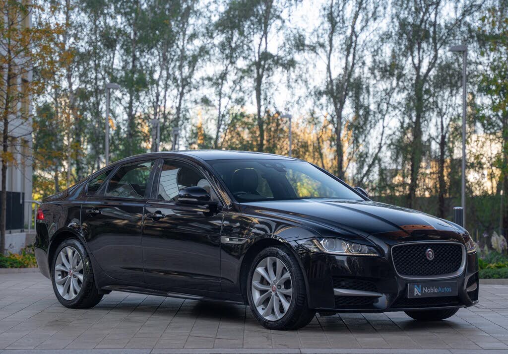 2018 Jaguar XF 2.0TD R-Sport (180ps) Saloon 4d 1999cc Auto