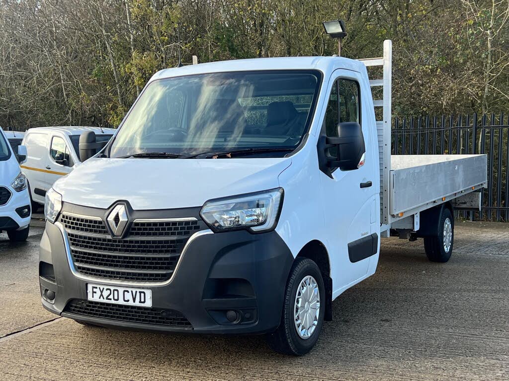 2020 Renault Master 2.3dCi LL35 135 Business Chassis Cab