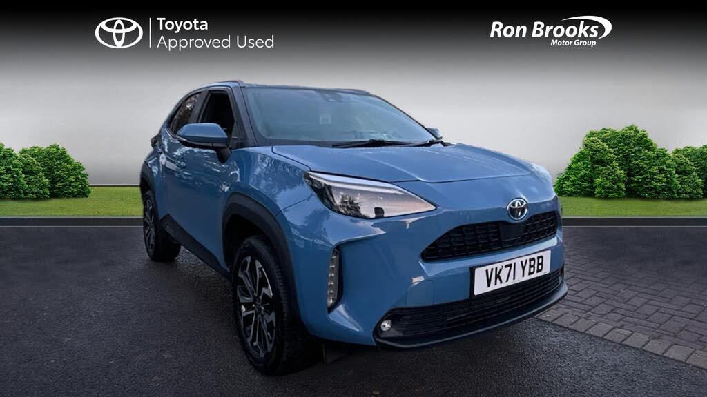 2021 Toyota Yaris 1.5 VVT-i Design (Panoramic Roof)
