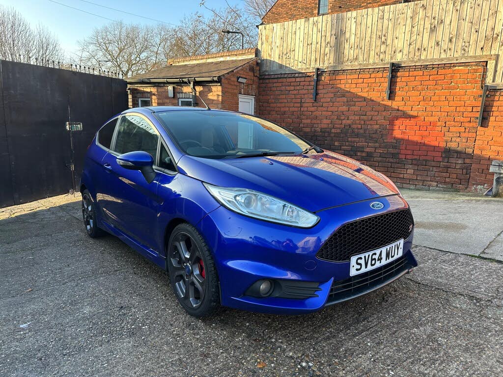 2014 Ford Fiesta 1.6 ST 2