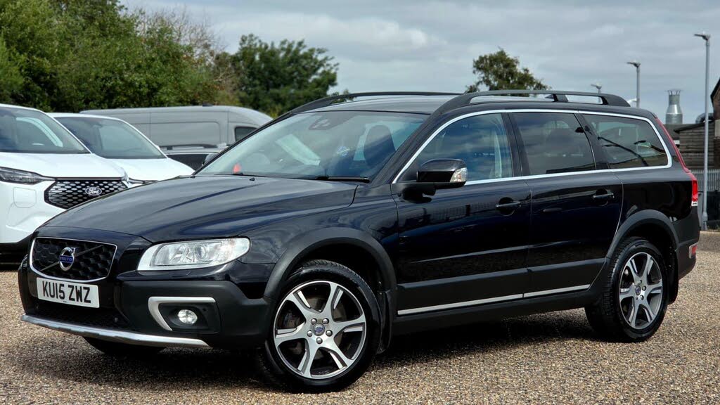 2015 Volvo XC70 2.4TD SE Lux D5 (215bhp) Geartronic