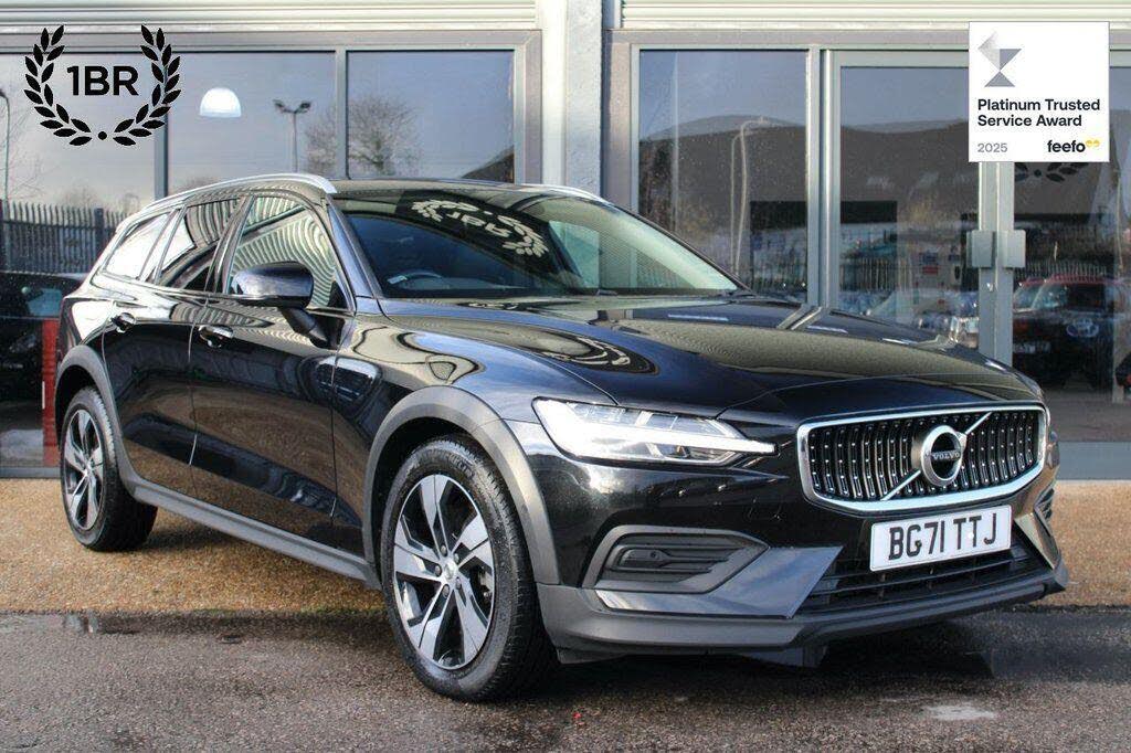 2021 Volvo V60 2.0 B5 Cross Country