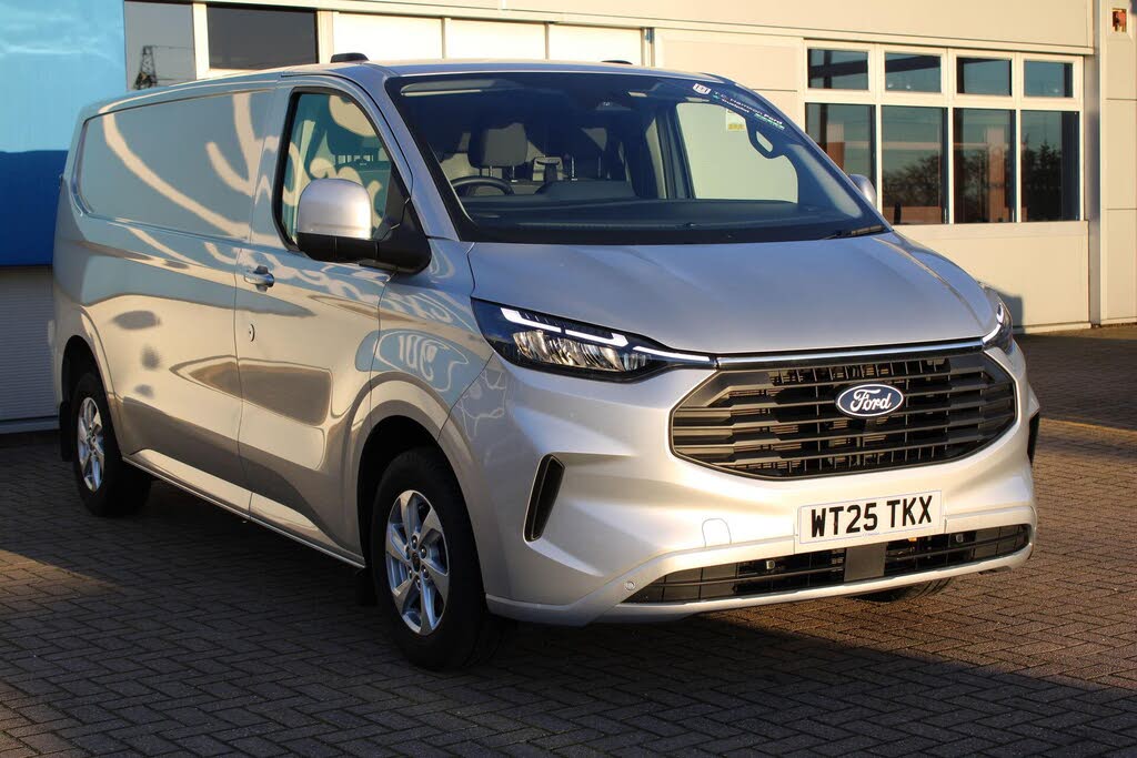 2025 Ford Transit Custom 2.0TDCi 280 L2H1 Limited Panel Van 1996cc auto