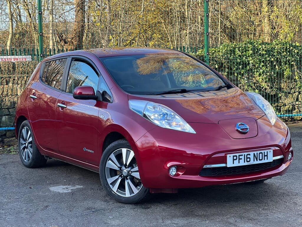 2016 Nissan Leaf E Tekna (30kWh)