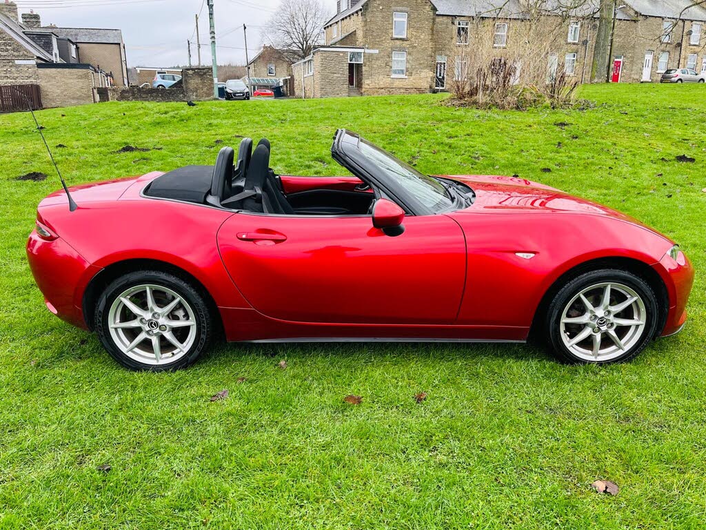 2017 Mazda MX-5 1.5 SE-L Convertible