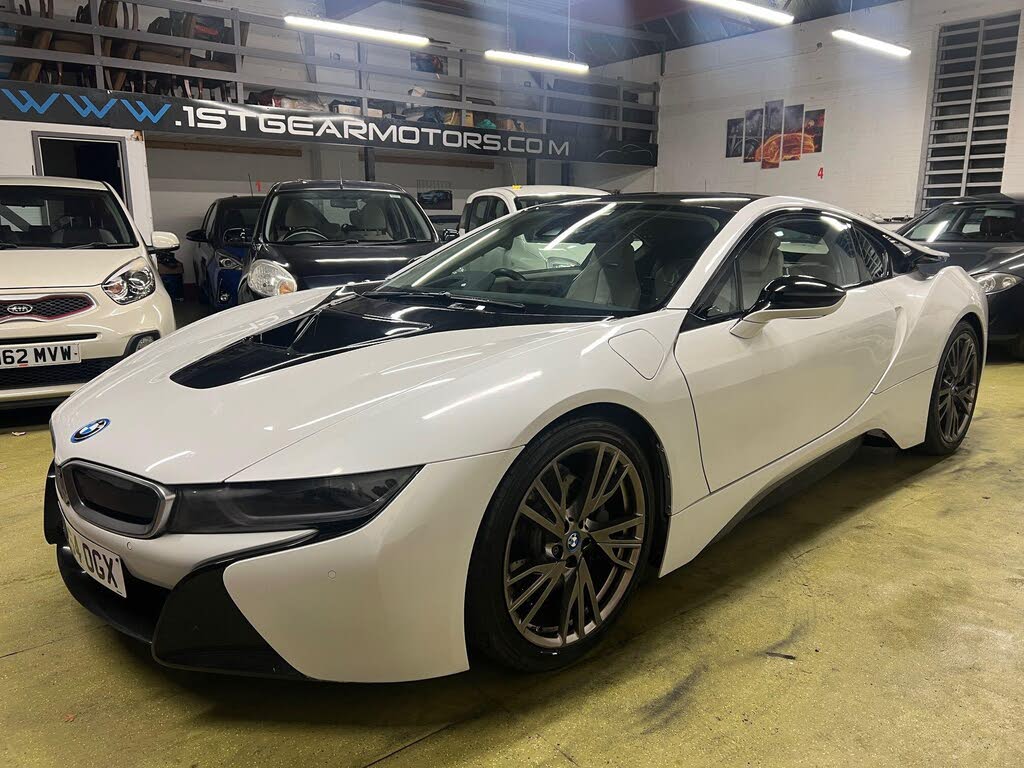 2015 BMW i8 1.5