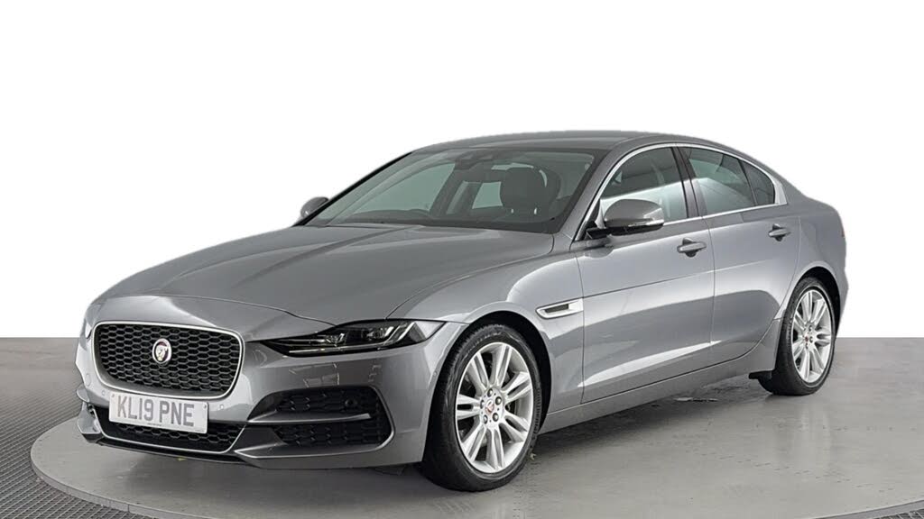 2019 Jaguar XE 2.0i SE (250ps)