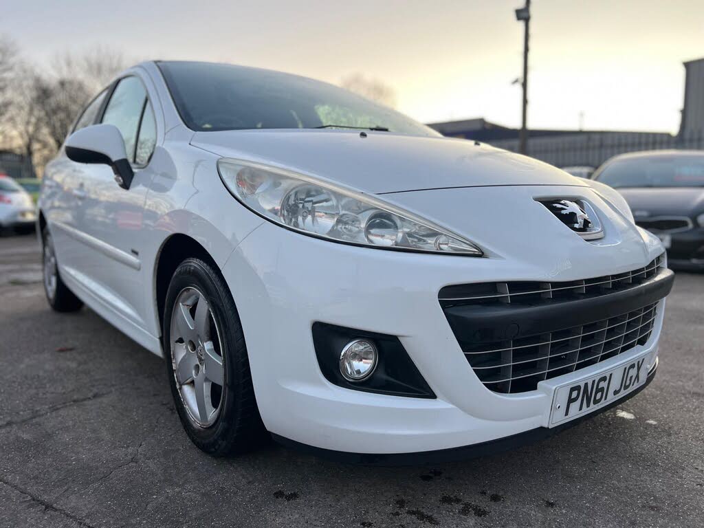 2011 Peugeot 207 1.4 Sportium 75 5d 1360cc