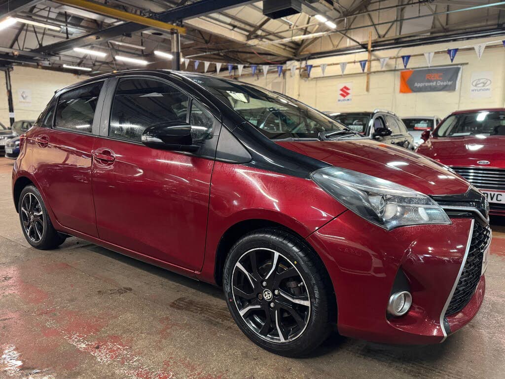 2017 Toyota Yaris 1.33 Design (Bi-Tone)