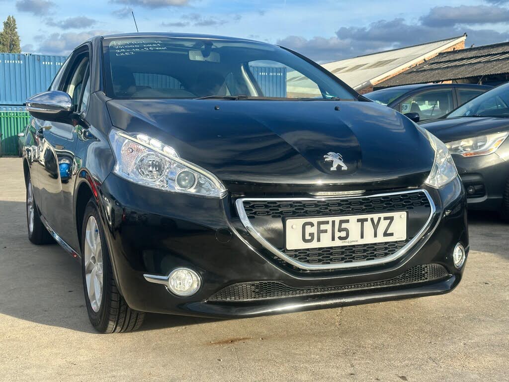 2015 Peugeot 208 1.2 Style PureTech 3d