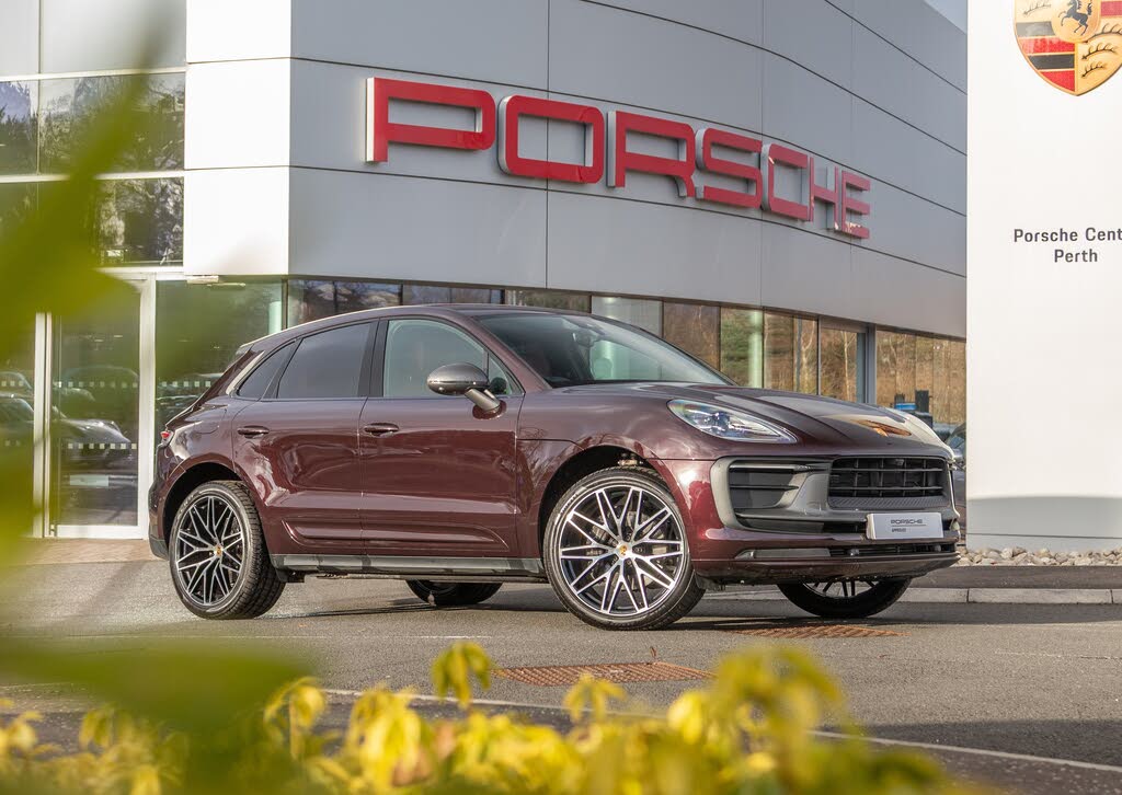 2025 Porsche Macan 2.0 T