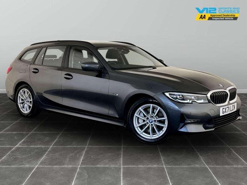 2021 BMW 3 Series 2.0 330e SE Pro Touring 5d