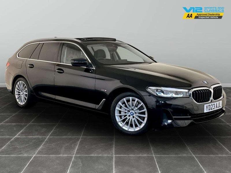 2023 BMW 5 Series 2.0 530e SE Touring 5d