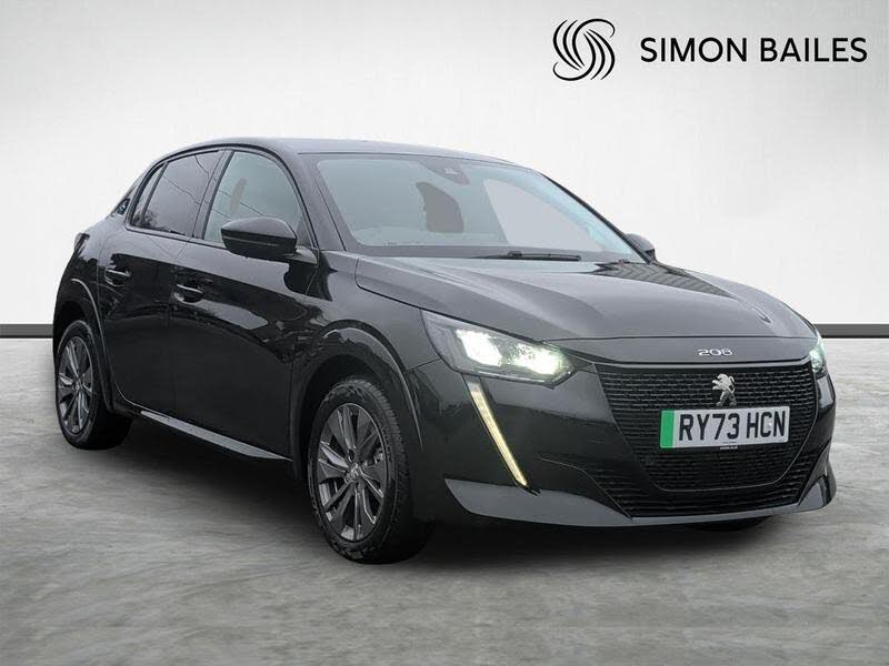 2024 Peugeot 208 E Allure Premium+ (136bhp)