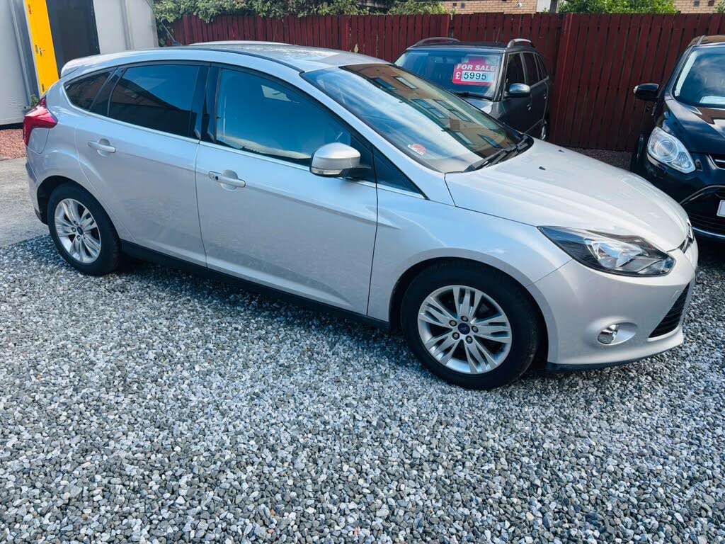 2013 Ford Focus 1.6TDCi Titanium Navigator (115ps) Hatchback