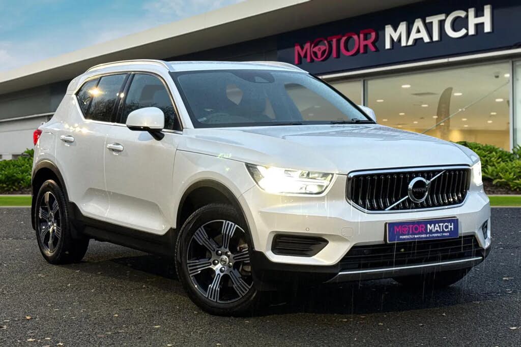 2021 Volvo XC40 2.0 B4 Inscription (194bhp) AWD Auto