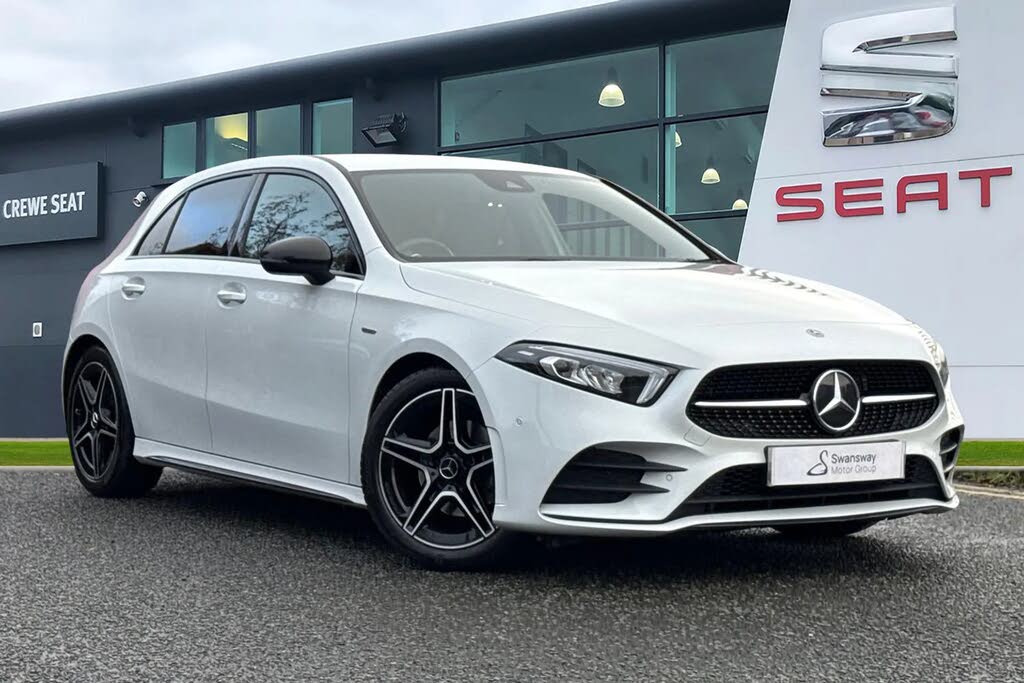 2022 Mercedes-Benz A-Class 1.3 A200 AMG Line Executive Edition Hatchback 5d 7G-DCT