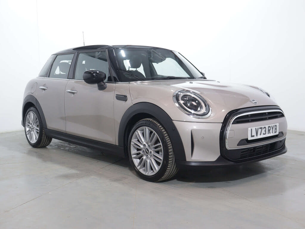 2023 MINI Mini 1.5 Cooper Exclusive (Premium Auto) Hatchback 5d Auto