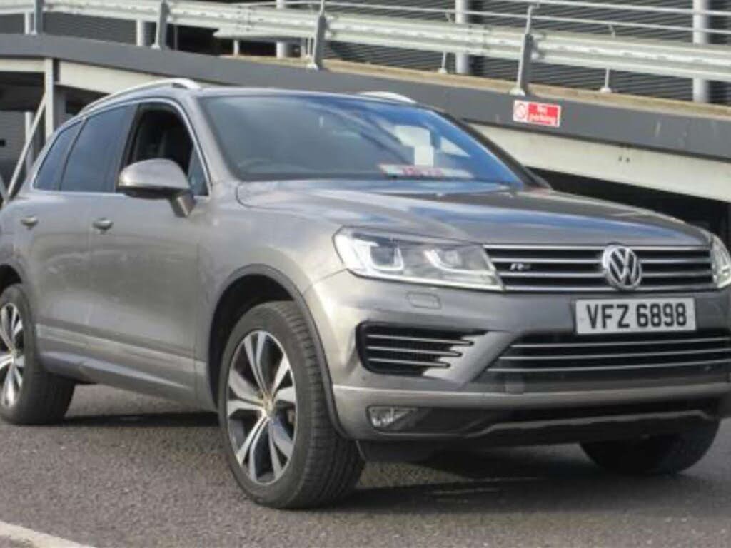 2015 Volkswagen Touareg 3.0TDI R-Line (262ps) 2967cc
